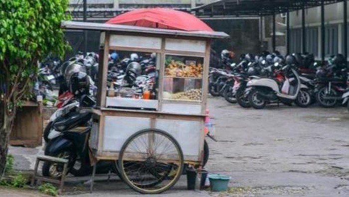 img-title Wow! Ternyata Ini 5 Alasan Street Food Cenderung Lebih Enak daripada Menu Restoran atau Rumahan, Sudah Tahu?