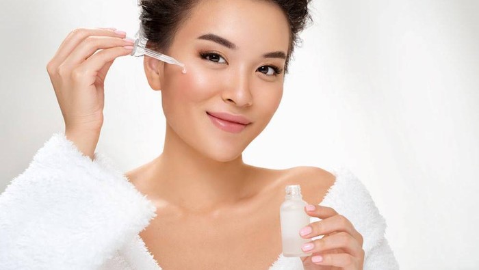 img-title BeauPicks: Lawan Tanda Penuaan Dini, Ini 5 Rekomendasi Serum Anti-Aging Terbaik di Bawah Rp100 Ribu