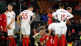 MU vs Sevilla: Varane dan Martinez Cedera, The Red Devils Makin Apes