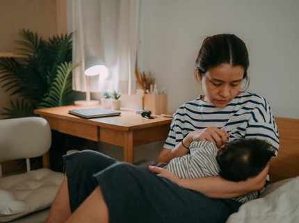 7 Manfaat Menyusui di Malam Hari untuk Bayi Baru Lahir