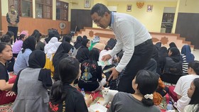 Kunjungi Panti Sosial Pj Gubernur DKI Beri Motivasi ke Anak Yatim