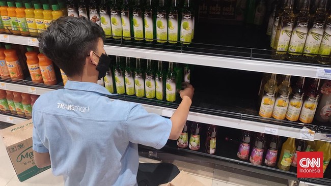 Transmart tebar diskon besar-besaran hingga 20 persen untuk berbagai kebutuhan harian selama bulan puasa Ramadan.