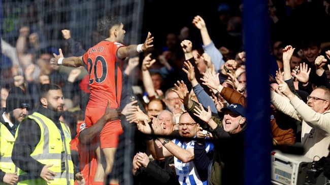 Suporter Brighton & Hove Albion diminta waspada terhadap copet selama mengunjungi Yunani ketika mendukung tim melawan AEK Athens di Liga Europa.