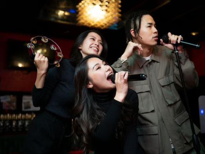Karaoke untuk Ekspresikan Rasa Kesal. Foto freepik.com: freepik