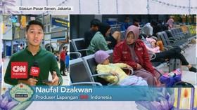 VIDEO: Stasiun Pasar Senen Mulai Dipadati Pemudik