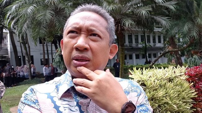 Walkot Bandung Yana Mulyana Batal Lepas Mudik Gratis usai Kena OTT KPK