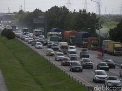Kendaraan Masuk Jateng via Tol Akhir Pekan Jelang Lebaran Naik 60%