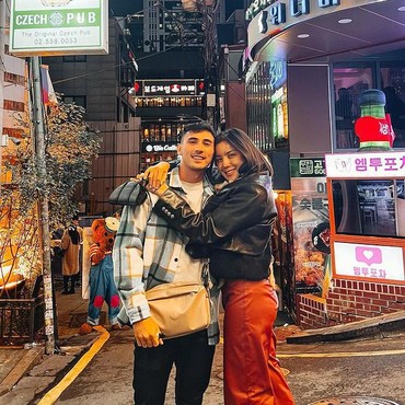 Jedar Malah Tuai Kritik Usai Ucapkan 'Selamat Idul Fitri' tapi Kenakan Pakaian Adat Bali