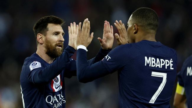 Messi dan Mbappe Bawa PSG Makin Dekat dengan Juara