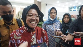 Risma Mau Patenkan Tongkat Adaptif Pembantu Difabel Netra