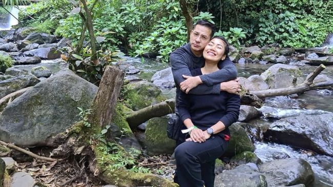 Inge Anugrah ogah mengomentari gugatan cerai dari Ari Wibowo kepada dirinya di Pengadilan Negeri Jakarta Selatan. 