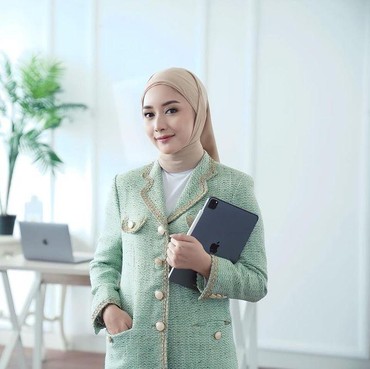 Berkah Ramadan Ine Rosdiana, dari Masalah Pribadi Jadi Rezeki