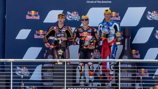 Bo Bendsneyder Carries Indonesian Flag to Podium at Moto2 America 2023