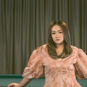 Sosok Nadya, Adik Nathalie Holscher Ikuti Jejak Sang Kakak Pindah Agama