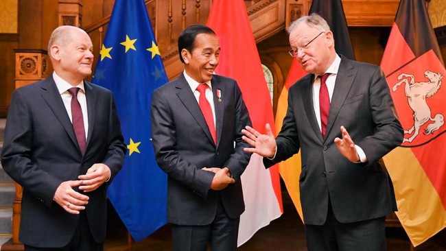 Jokowi merayu Jerman untuk menanamkan modal di industri pengembangan cip semikonduktor, EBT dan IKN di RI.