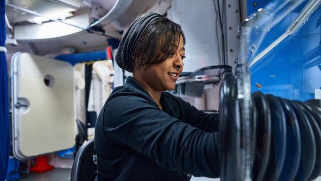Sebanyak empat astronaut bersiap menuju ISS, Minggu. Salah satunya merupakan astronaut yang bakal jadi perempuan pertama dari Saudi di angkasa.