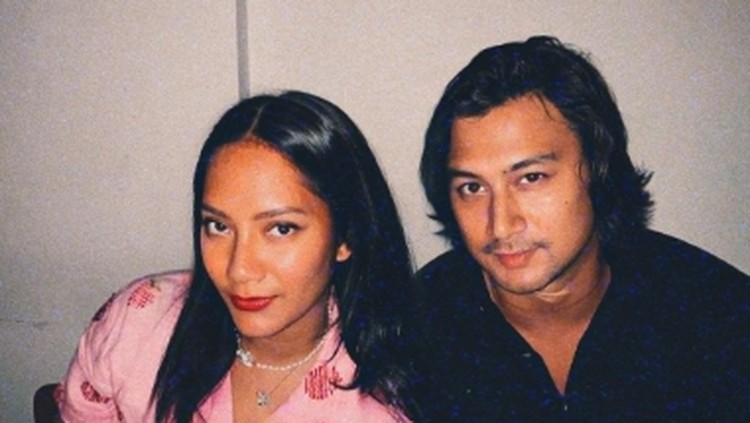 Tara Basro dan suami