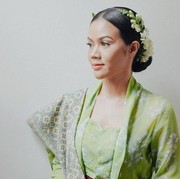 6 Gaya Selebriti Tanah Air Pakai Kebaya, Cocok Jadi Inspirasi Buat Hari Kartini!