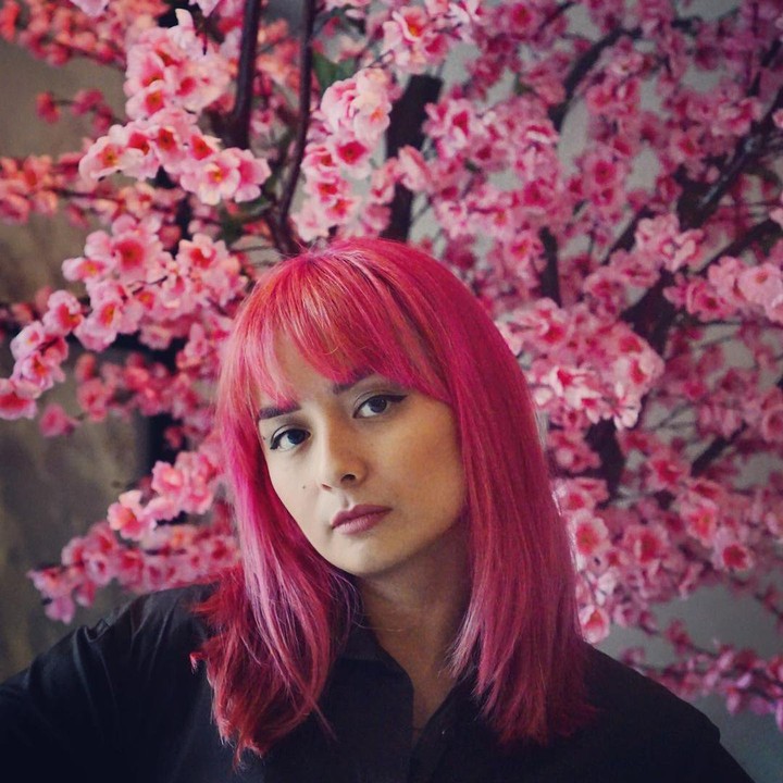 <p>Artis ketiga ada Joanna Alexandra, nih. Bunda empat orang anak ini pernah menjadi model dalam video klip band Padi yang berjudul<em> Siapa Gerangan Dirinya</em> dalam album keempat pada tahun 2005 (Foto: Instagram @joannaalexandra)</p>