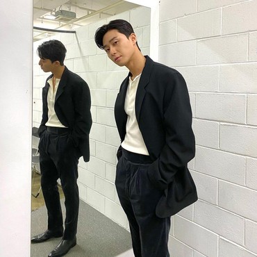 Park Seo Joon Komentari Adegan Menari dengan V BTS 7 Tahun Lalu