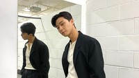 <p>Selain komentar tersebut, ada banyak reaksi positif netizen di postingan foto Park Seo Joon di Instagram. Ya, ia juga aktif menyapa para penggemar melalui media sosial tersebut, Bunda. (Foto: Instagram @bn_sj2013)<br /><br /><br /></p>