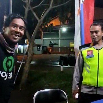 img-title Rekap Cerita Unik Saat Mudik Lebaran 2023: Suami Lupa Tinggalkan Istri di Brebes hingga Ada Mudik Pakai Bajaj!