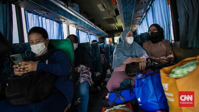 Ada perbedaan sendiri mudik dengan bus ekonomi. Murah namun jangan berharap kenyamanan lebih.