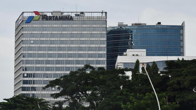 Pertamina meningkatkan kinerja dengan berbagai upaya secara operasional maupun finansial, di tengah kondisi volatilitas harga minyak dan dinamisnya nilai tukar.
