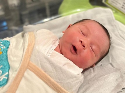 7 Potret Bayi Laki-laki Rinni Wulandari, Bikin Netizen Gemas Bun