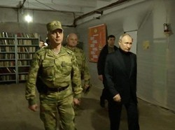 Jarang-jarang, Putin Kunjungi Tentara Rusia yang Terluka dalam Perang