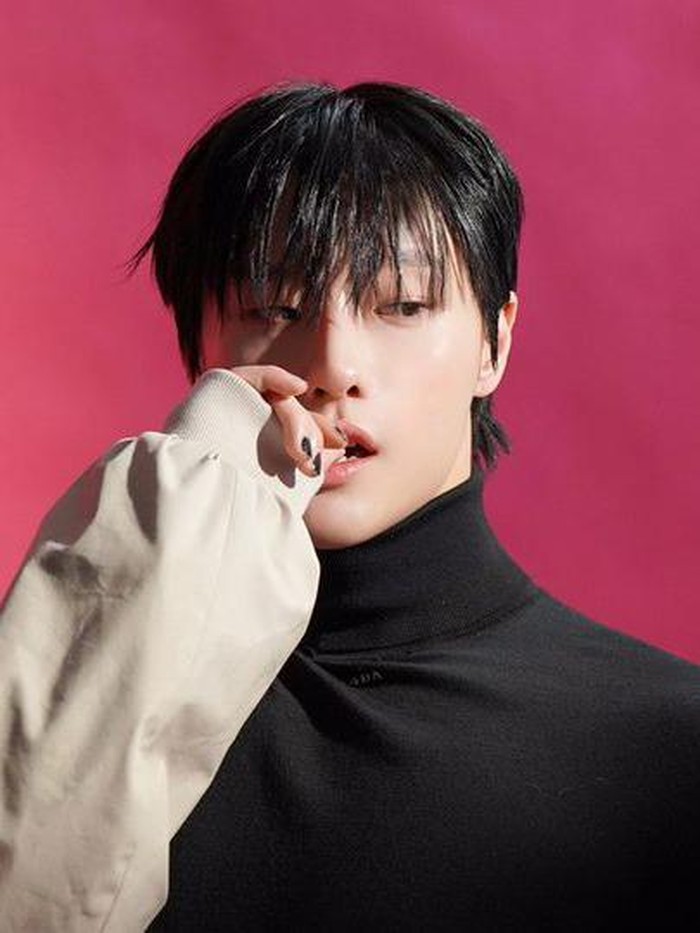 Sebelumnya, WOODZ memiliki nama panggung lain, yaitu Luizy. Namun sayang, nama ini hanya ia pakai sekitar tahun 2016 hingga 2018./ foto: twitter.com/c_woodzofficial