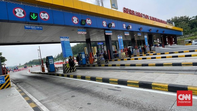 Skema one way akan diberlakukan di ruas jalan Tol Cipali hingga Kalikangkung mulai pukul 14.30 WIB.