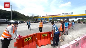 VIDEO: One Way Mulai Diberlakukan Dari Cikampek hingga GT Kalikangkung