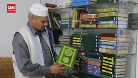 VIDEO: Harga Mahal, Pria di Libia Jual Jasa Perbaikan Al-Quran