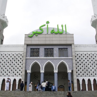 Lirik Lagu Thohirul Qolbi Lengkap dengan Arab, Latin dan Artinya