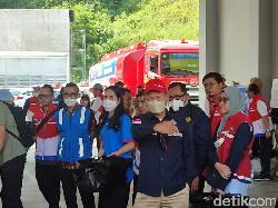 Cek Rest Area Tol Semarang-Solo, Menteri ESDM Pantau Antrean di SPBU