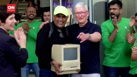 VIDEO: Tim Cook Resmikan Toko Apple Pertama di India