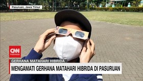 VIDEO: Mengamati Gerhana Matahari Hibrida di Pasuruan