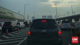 Tol Layang MBZ  Macet Parah, Dibuka Tutup Situasional