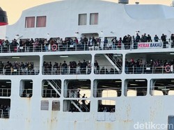 321.395 Pemudik Asal Sumatera Menyeberang ke Jawa lewat Bakauheni