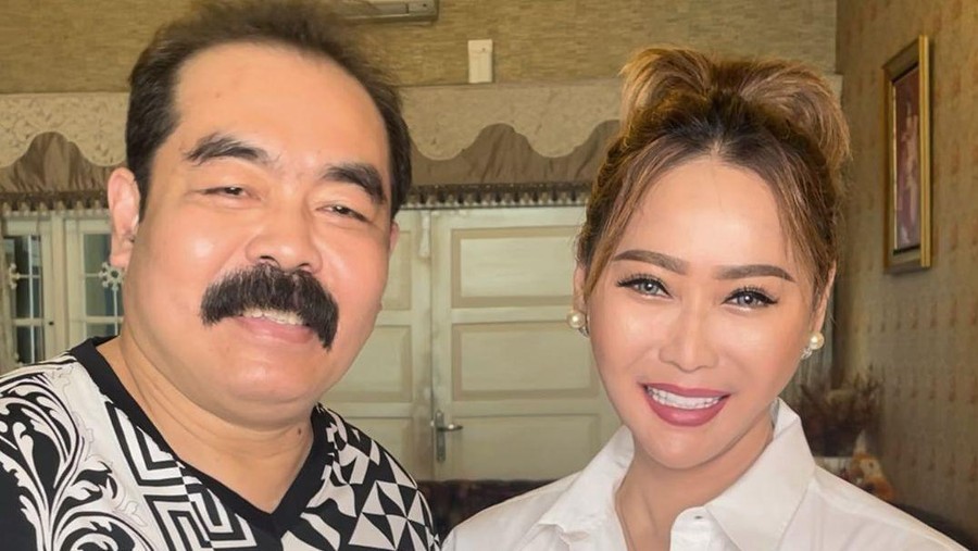 Adam Suseno dan Inul Daratista Adam Suseno dan Inul Daratista