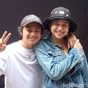 Terlalu Bucin, Ini Bentuk Support Sitha Marino untuk Bastian Steel