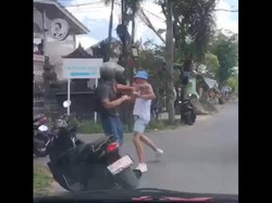 Viral 2 Bule Saling Tinju di Canggu, Dilerai Warga