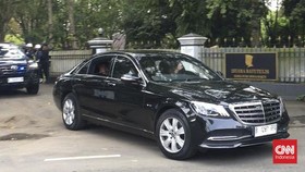 Ganjar Semobil dengan Jokowi Tinggalkan Istana Batu Tulis