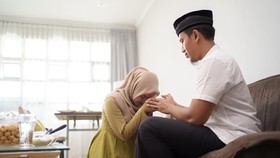 20 Ucapan Maaf Sungkem Lebaran Bahasa Jawa Alus dan Artinya