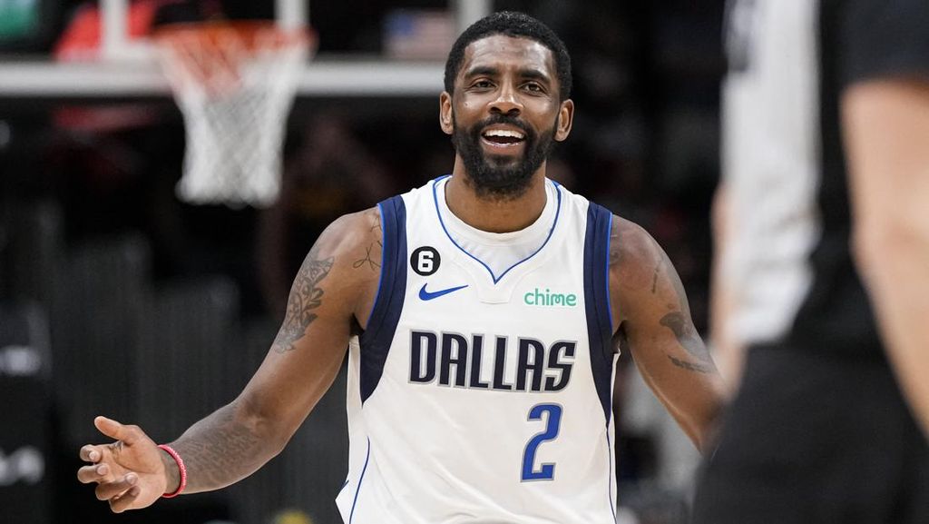 Kyrie Irving, Mualaf di NBA, dan Teguh Puasa Ramadan