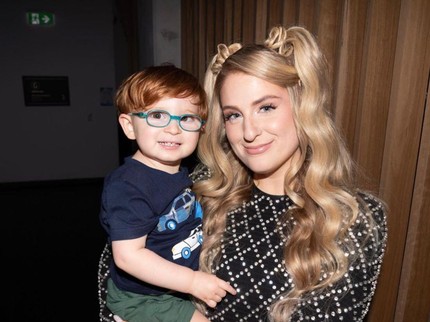 Curhat Meghan Trainor Alami Payudara Kendur Pasca Menyusui, Simak Cara Alami agar Kencang Kembali
