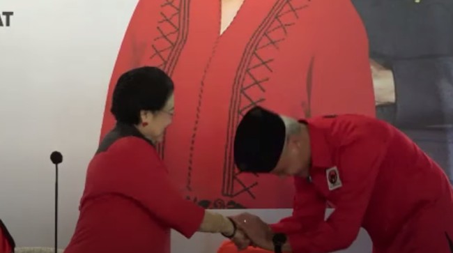 Ketua Umum GP Ansor Yqut Cholis Qoumas menilai Erick Thohir, Sandiaga Uno, Mahfud MD hingga Ridwan Kamil cocok untuk jadi pedamping Ganjar.