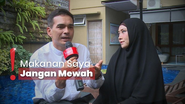 Lebaran Pertama Bareng, Teddy Syach Ajak Istri Ketemu Keluarga Besar