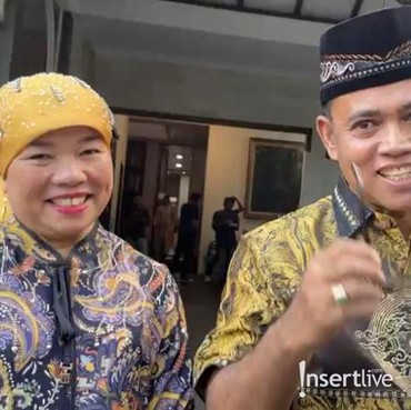 Beri Santunan ke Anak Yatim, Orang Tua Fuji Tuai Kritikan